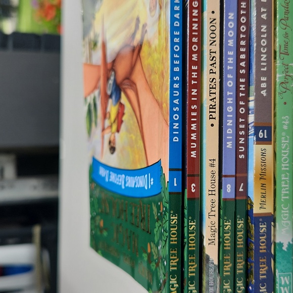 Magic Tree House Books - Picture 3 of 3